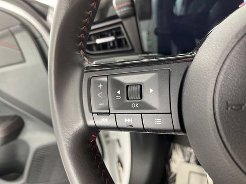 Certified 2025 Nissan Kicks SR FWD image 23