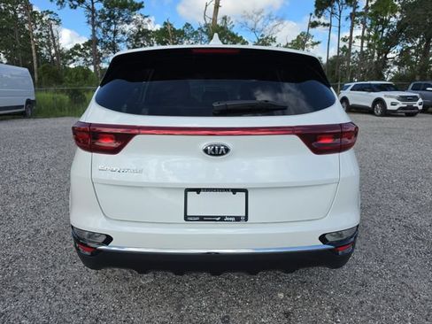 Used 2022 Kia Sportage LX FWD image 4