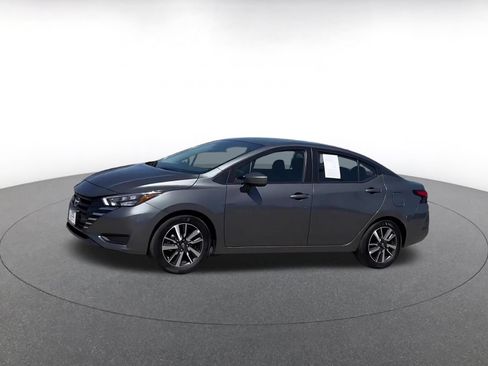Used 2025 Nissan Versa SV FWD image 8