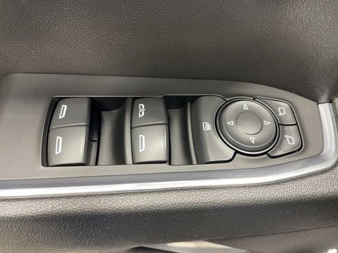 Used 2024 Chevrolet Silverado 1500 RST image 25