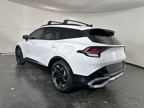 Used 2025 Kia Sportage SX image 9