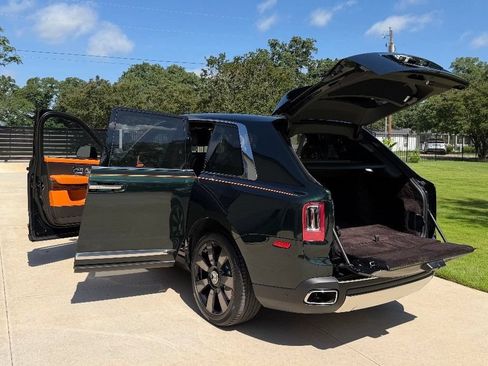 Used 2023 Rolls-Royce Cullinan w/ Cullinan Package AWD/4WD image 14