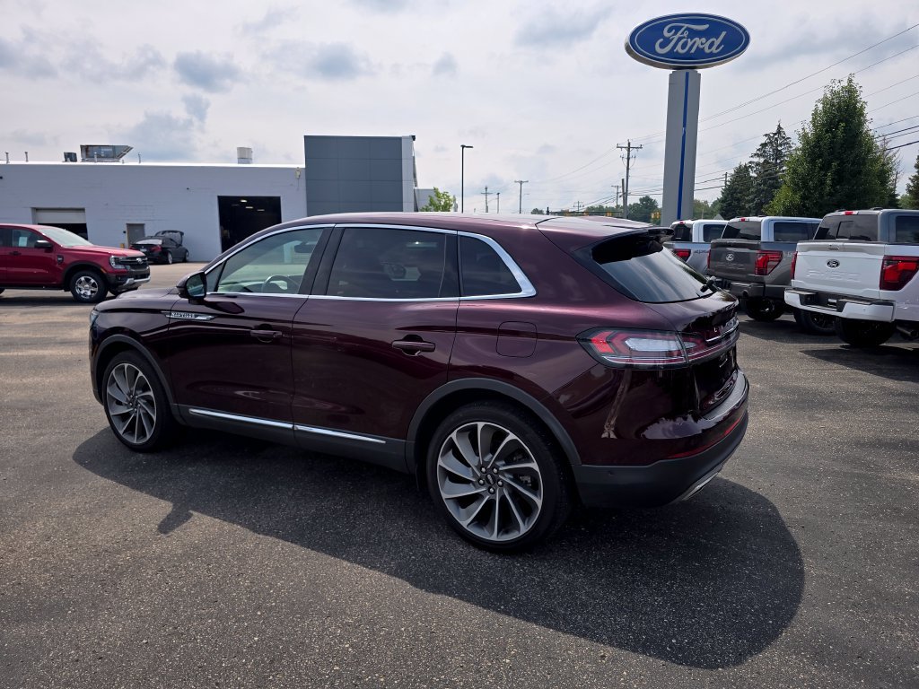Used 2023 Lincoln Nautilus Reserve w/ Equipment Group 202A AWD/4WD image 3