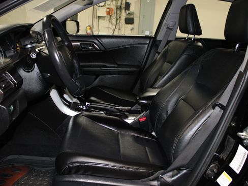 Used 2013 Honda Accord EX-L image 25