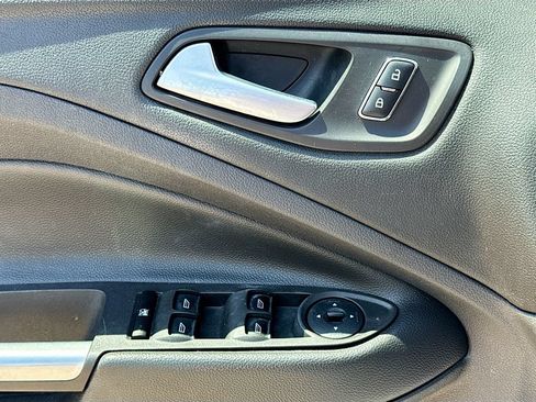 Used 2013 Ford Escape SE FWD image 18