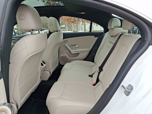 Used 2025 Mercedes-Benz CLA 250 4MATIC image 10