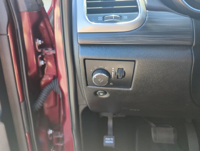 Used 2020 Jeep Grand Cherokee Laredo RWD image 19
