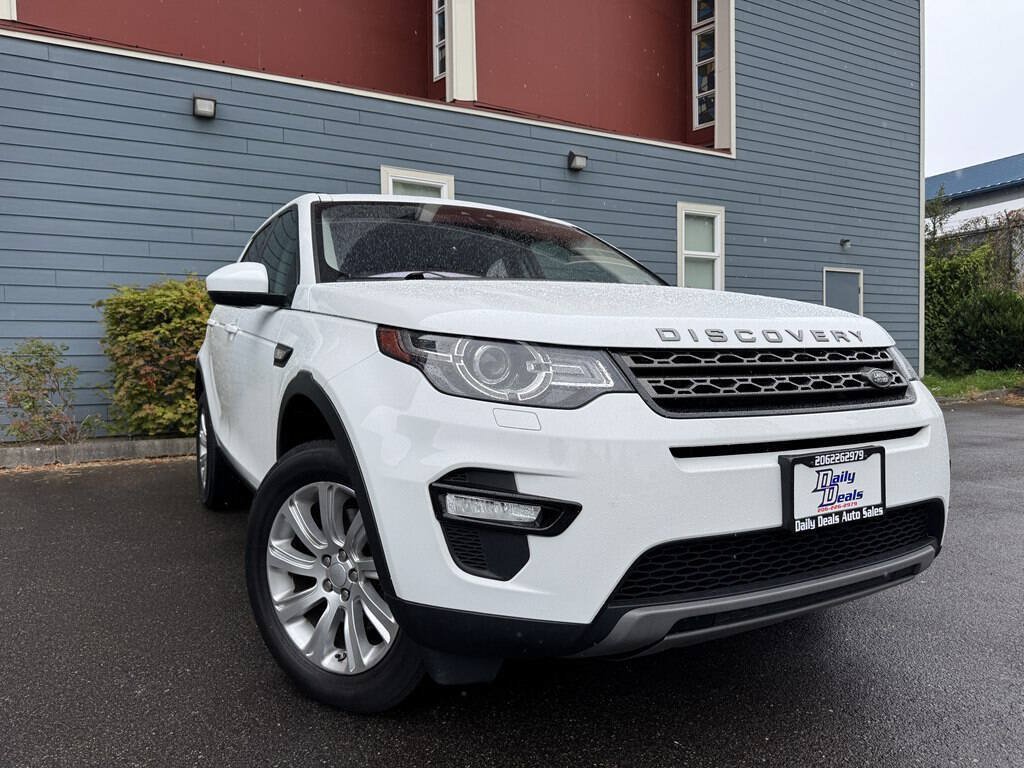 Used 2018 Land Rover Discovery Sport SE AWD/4WD image 1