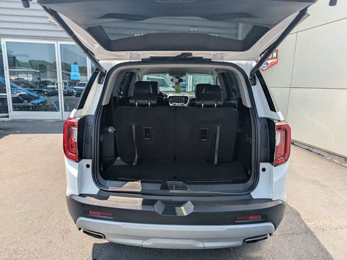 Used 2023 GMC Acadia SLT FWD image 41