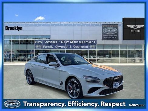 Used 2025 Genesis G70 3.3T Advanced image 1