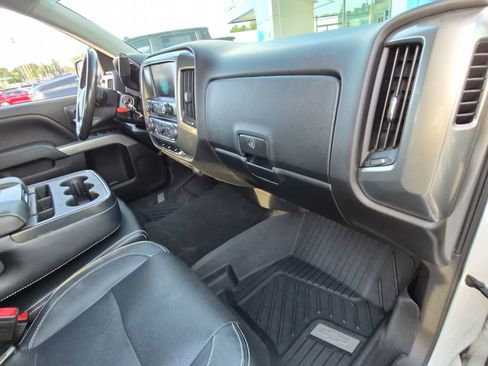 Used 2018 Chevrolet Silverado 1500 LT w/ All Star Edition AWD/4WD image 34