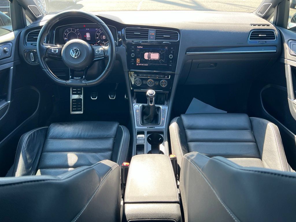 Used 2019 Volkswagen Golf R 4-Door AWD/4WD image 10