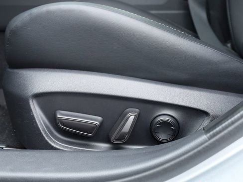 Used 2024 Toyota Prius XLE image 31