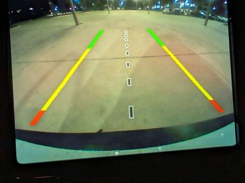 Used 2019 Jeep Cherokee Limited w/ Technology Group image 15