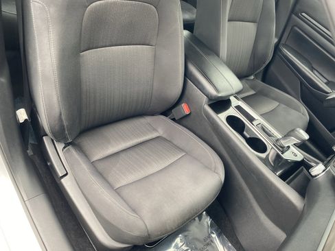 Used 2024 Nissan Altima 2.5 SV image 8