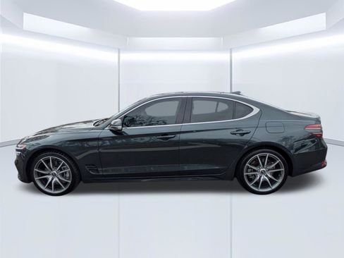 Used 2023 Genesis G70 3.3T RWD image 7