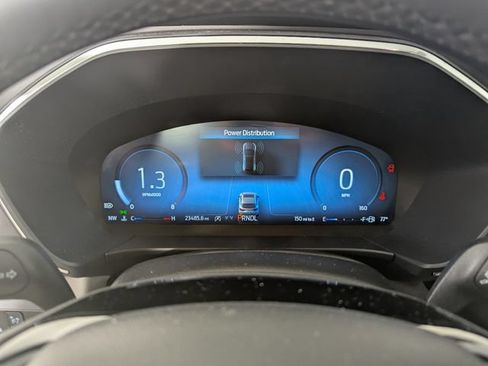 Used 2023 Ford Escape Platinum AWD/4WD image 13