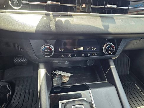 Used 2022 Mitsubishi Outlander ES FWD image 13