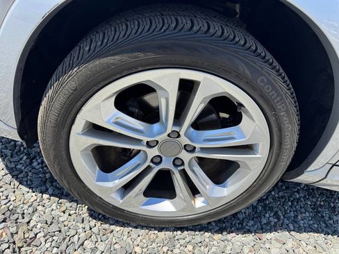 Used 2016 Audi Q3 2.0T Prestige AWD/4WD image 31