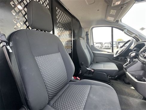 Certified 2024 Ford Transit 250 Low Roof w/ Exterior Upgrade Package image 32