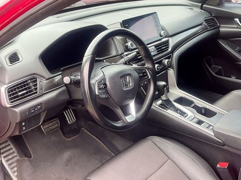 Used 2021 Honda Accord Sport image 9