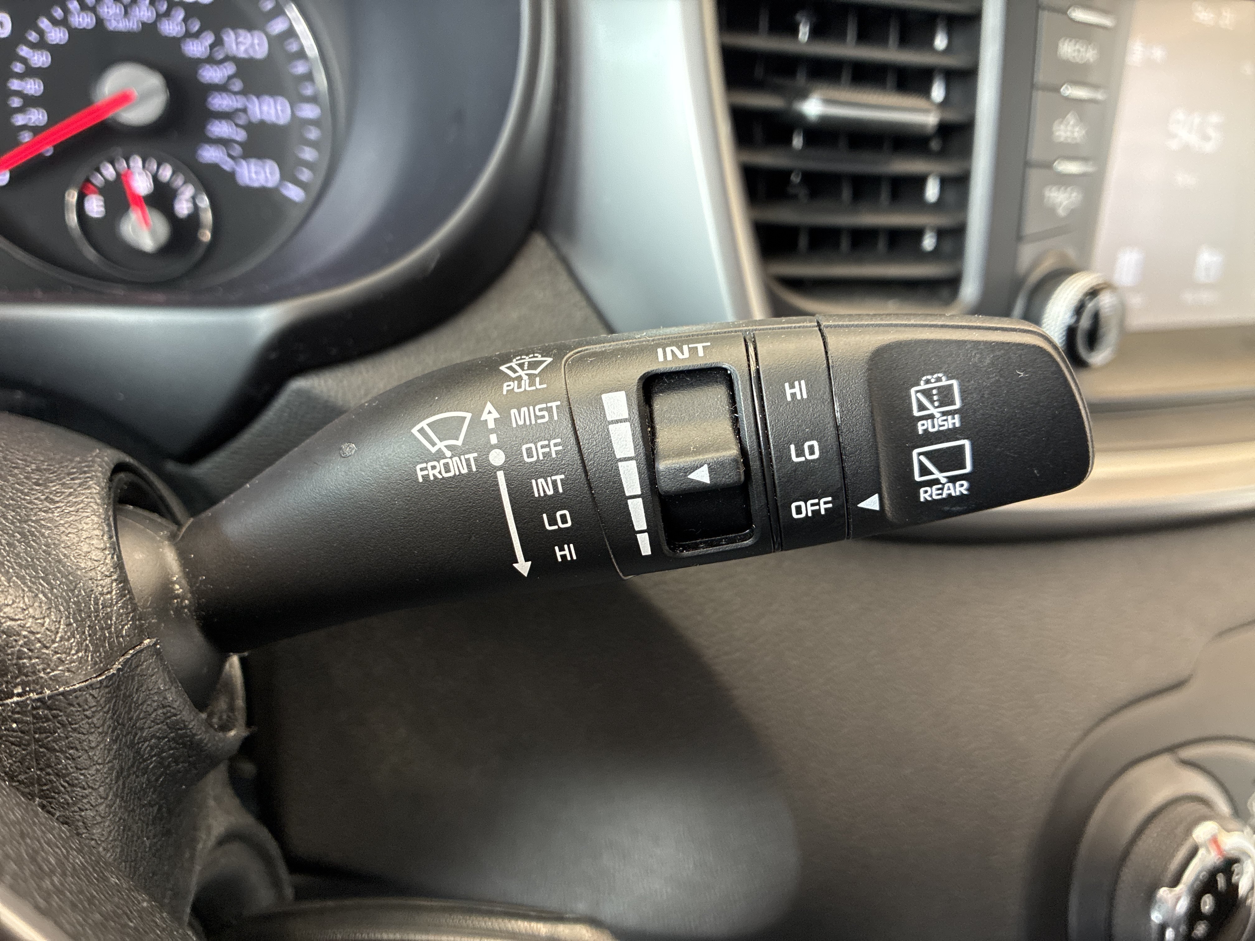 Used 2019 Kia Sorento AWD image 23