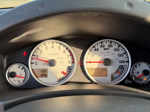 Used 2019 Nissan Frontier PRO-4X image 26