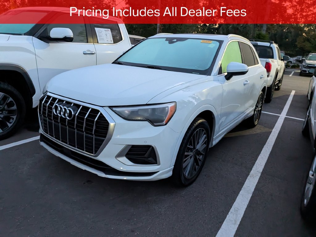 Used 2022 Audi Q3 2.0T Premium w/ Convenience Package AWD/4WD image 3