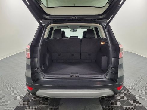 Used 2017 Ford Escape SE w/ SE Leather Comfort Package FWD image 29