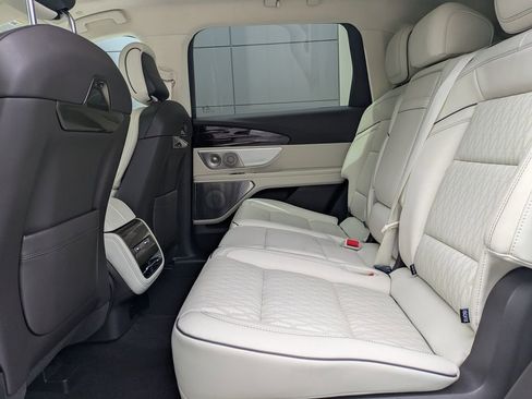 Certified 2024 Lincoln Nautilus Black Label AWD/4WD image 16