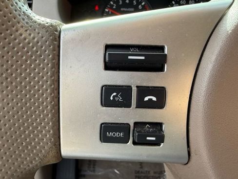 Used 2017 Nissan Frontier SV image 27