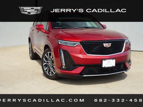 Certified 2025 Cadillac XT6 Sport w/ Platinum Package image 4