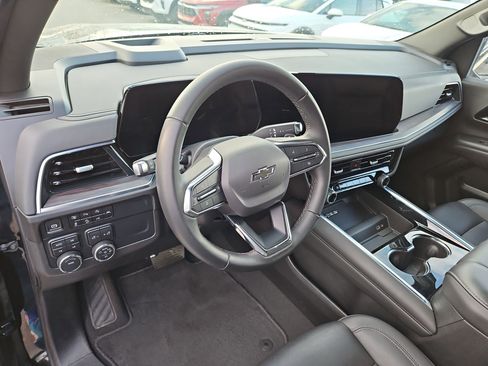 Used 2025 Chevrolet Tahoe Z71 image 14