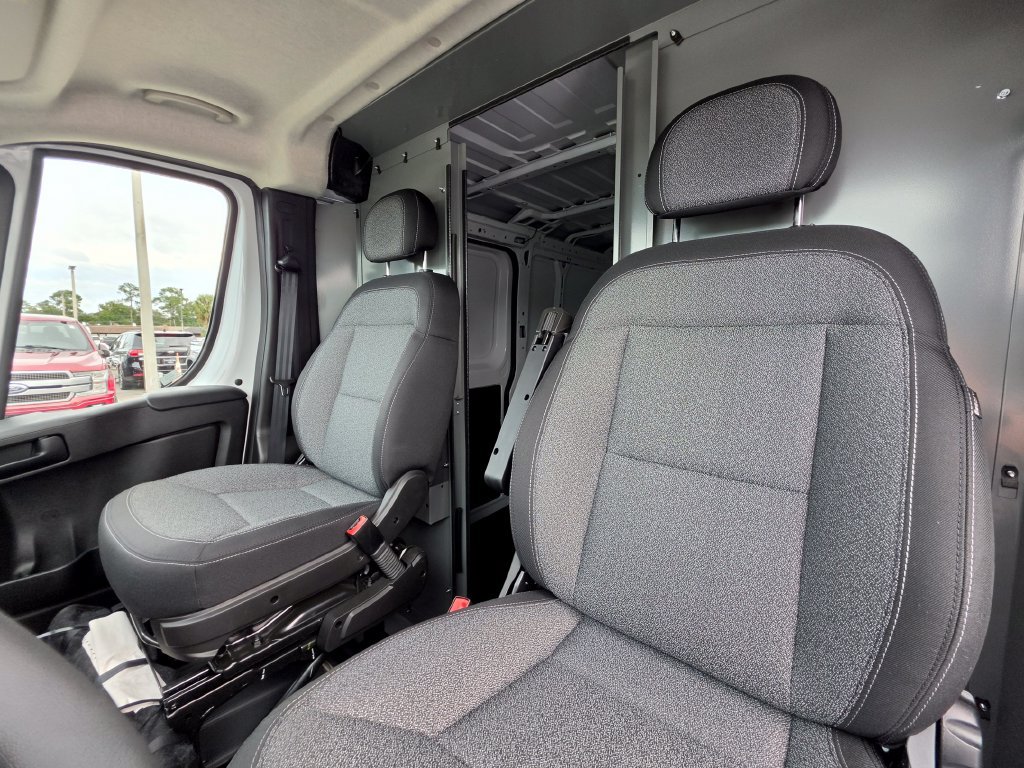 Used 2025 RAM ProMaster 1500 FWD image 7