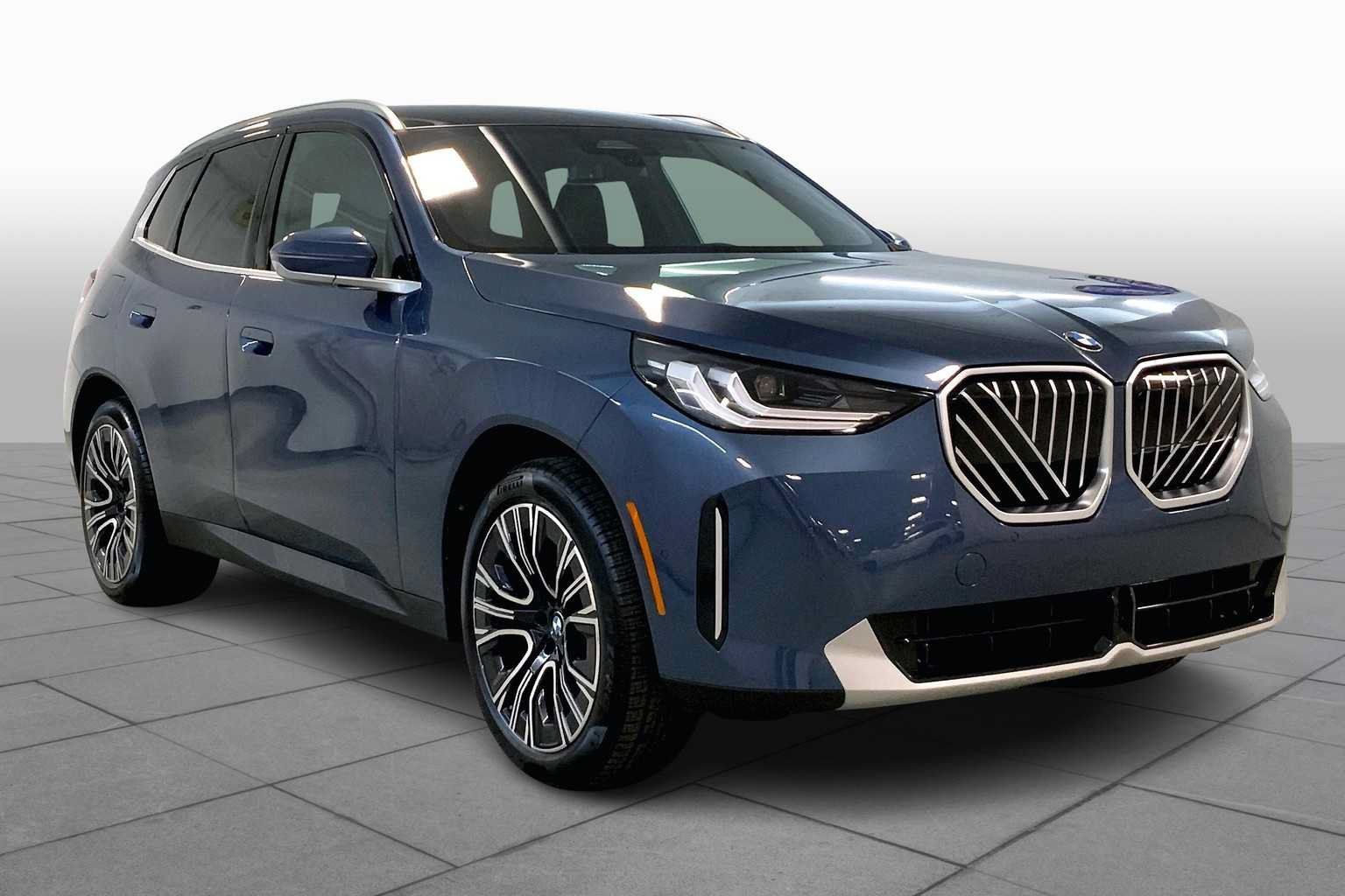 New 2025 BMW X3 xDrive30i w/ Convenience Package AWD/4WD image 2
