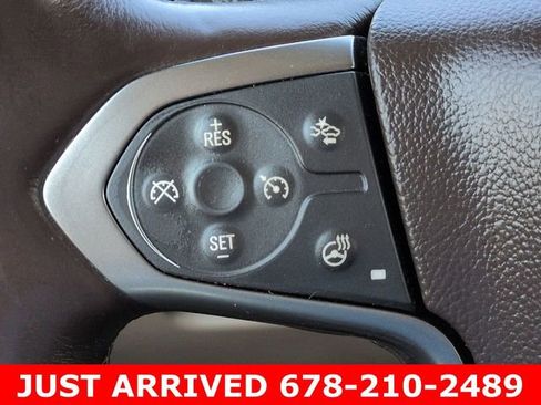 Used 2015 Chevrolet Suburban LTZ image 28