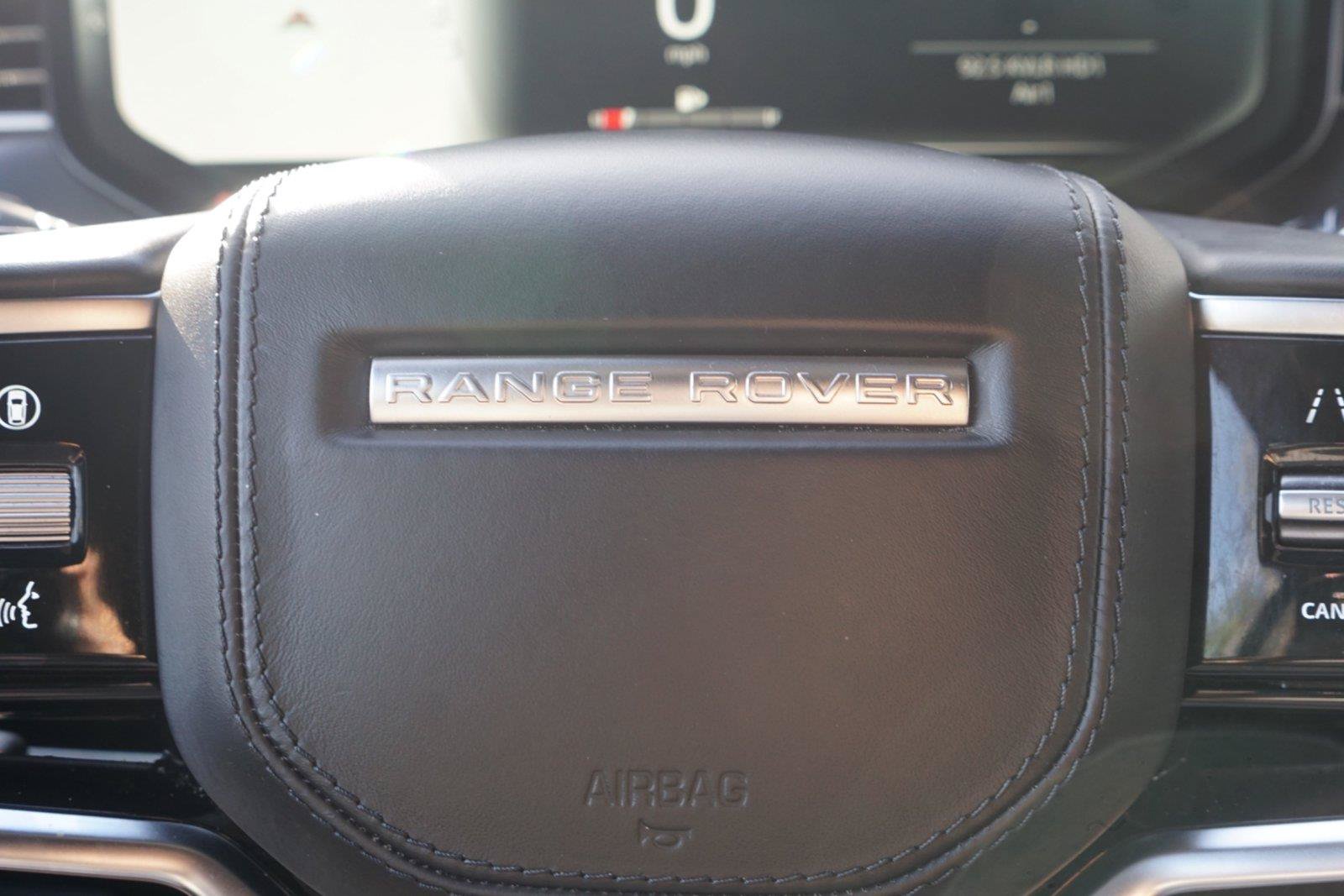Used 2025 Land Rover Range Rover Sport SE AWD/4WD image 14