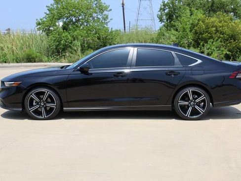 Certified 2025 Honda Accord Sport image 5