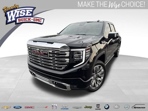 Used 2025 GMC Sierra 1500 Denali w/ Denali Reserve Package AWD/4WD image 1