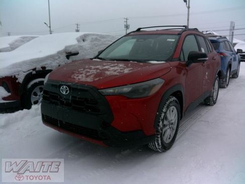 New 2026 Toyota Corolla Cross LE image 4