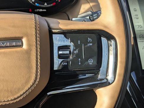 Used 2024 Land Rover Range Rover Sport Dynamic SE image 19