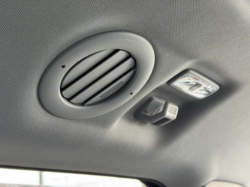 Certified 2022 Ford Explorer XLT w/ Equipment Group 202A image 14