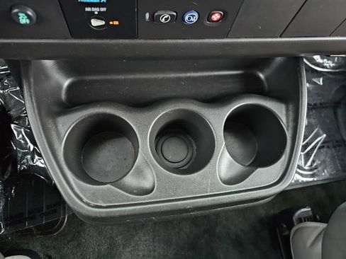 Used 2013 GMC Savana 3500 LT w/ LT Preferred Equipment Group image 16