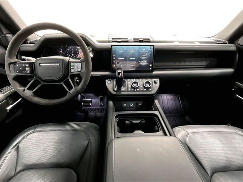 Used 2024 Land Rover Defender 110 Carpathian Edition image 18