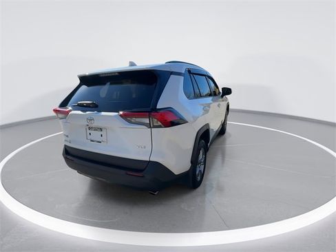 Used 2023 Toyota RAV4 XLE image 8
