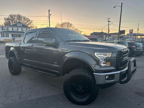 Used 2016 Ford F150 Lariat w/ Equipment Group 501A Mid image 2