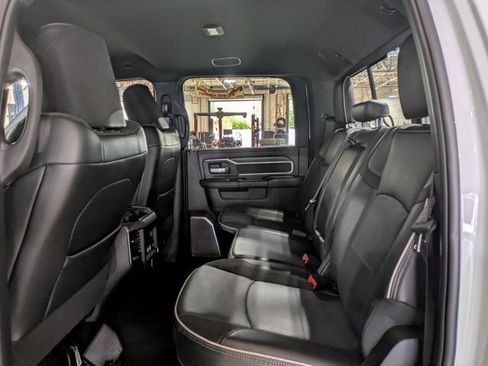 Used 2025 RAM 2500 Laramie AWD/4WD image 13