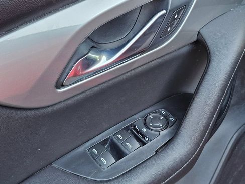 Used 2020 Chevrolet Blazer LT FWD image 25