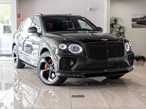 Used 2022 Bentley Bentayga image 5