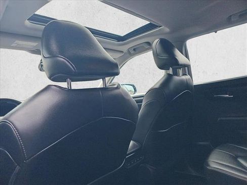 Used 2021 Toyota Highlander XLE image 11